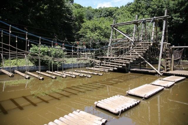 水を使ったアスレチックが多い「セカンドステージ 池」