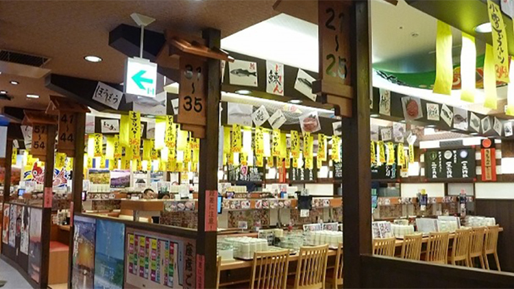 魚卸回転寿司 ダイマル水産 池袋サンシャイン60通り店 内観