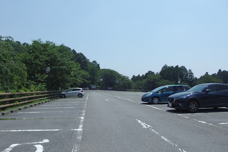 伊香保グリーン牧場-駐車場